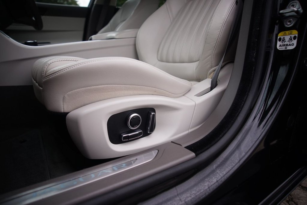 Used Jaguar XF 2019 for sale - 75974211: Photo 23