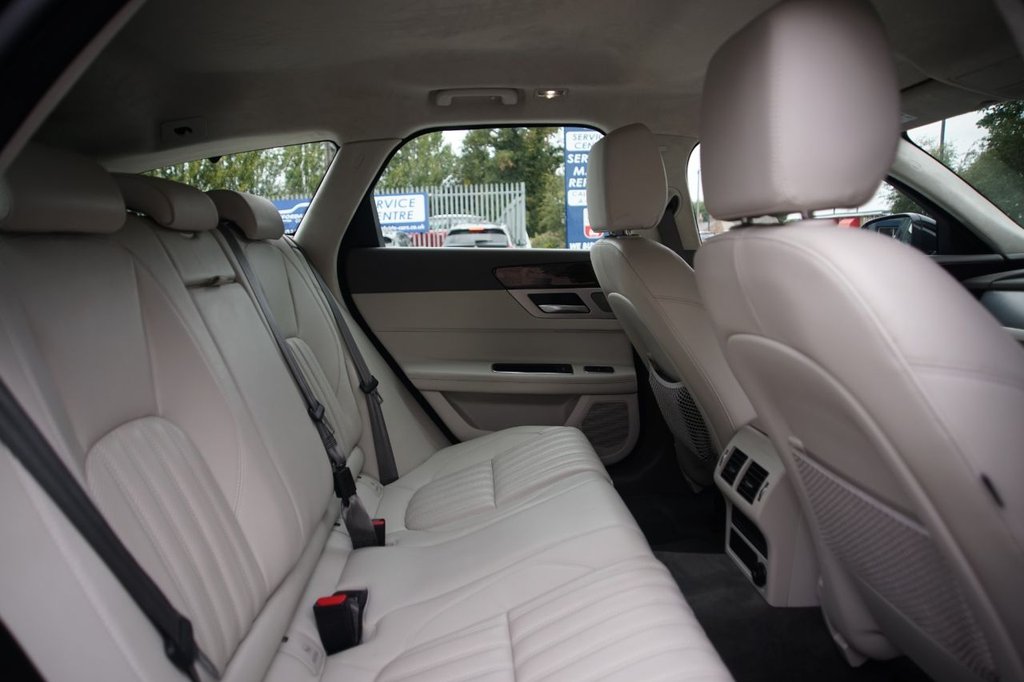 Used Jaguar XF 2019 for sale - 75974211: Photo 28