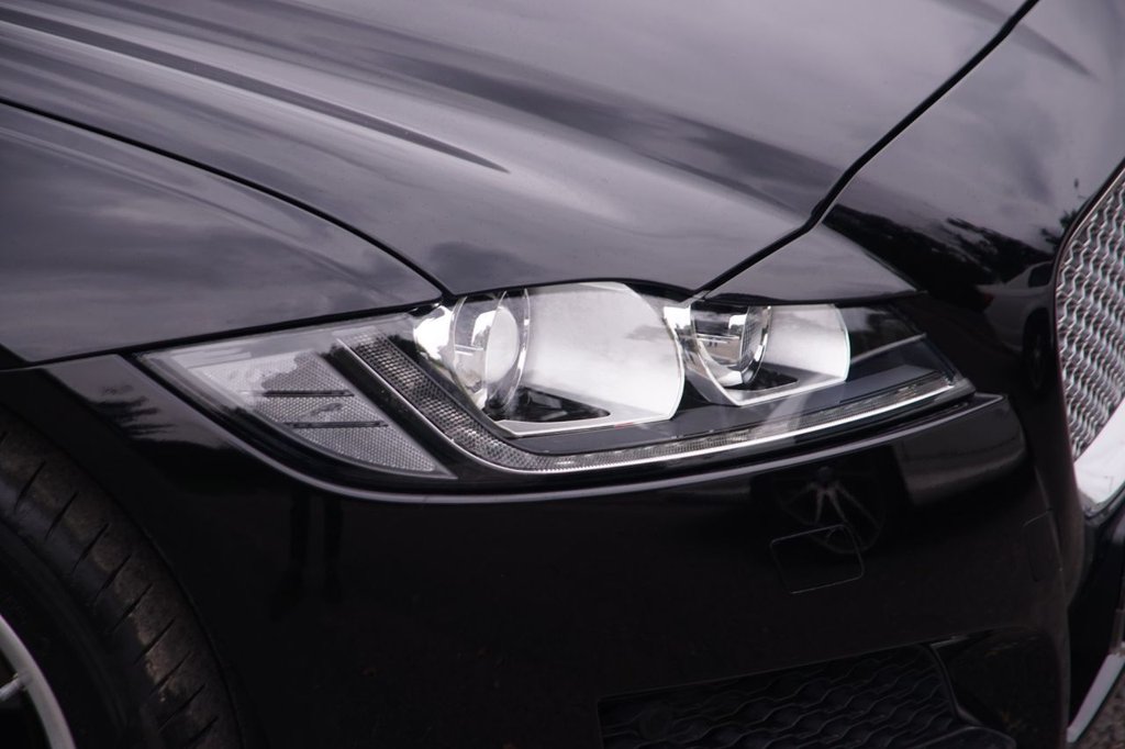 Used Jaguar XF 2019 for sale - 75974211: Photo 32