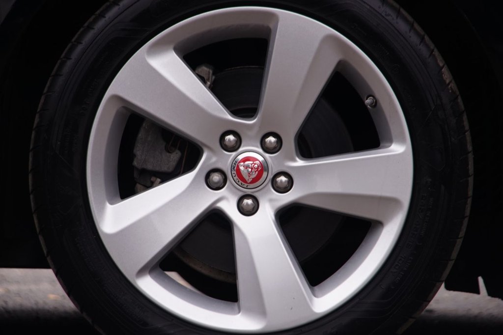 Used Jaguar XF 2019 for sale - 75974211: Photo 34