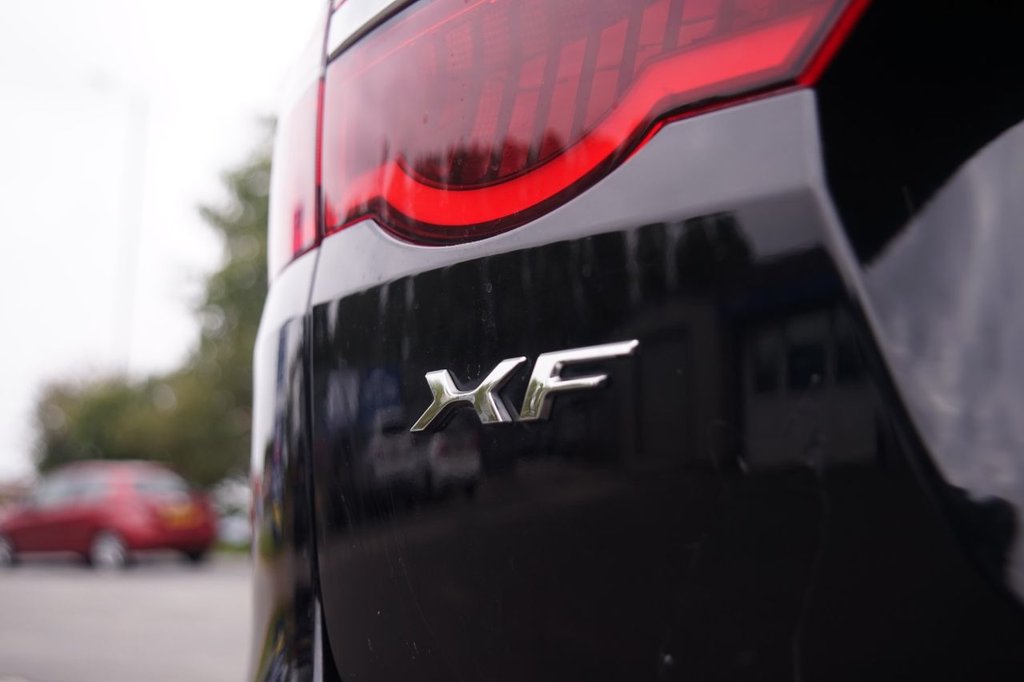 Used Jaguar XF 2019 for sale - 75974211: Photo 43