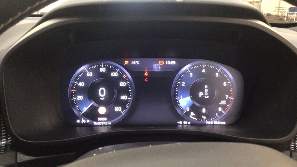 Used Volvo XC40 2021 for sale - 78030306: Photo 9