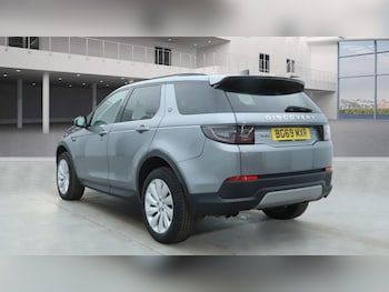 Used Land Rover Discovery Sport 2019 for sale - 76430109: Photo