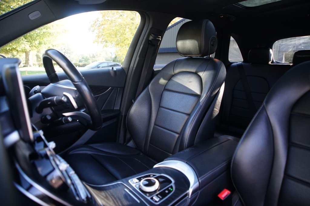 Used Mercedes-Benz GLC 2018 for sale - 76119208: Photo 24