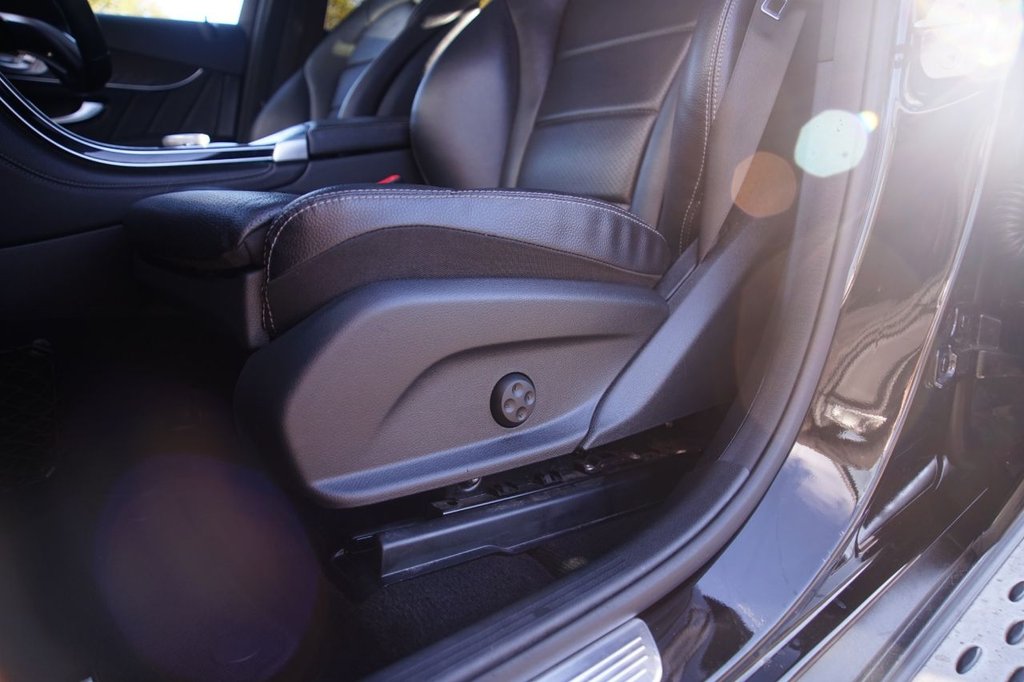 Used Mercedes-Benz GLC 2018 for sale - 76119208: Photo 25