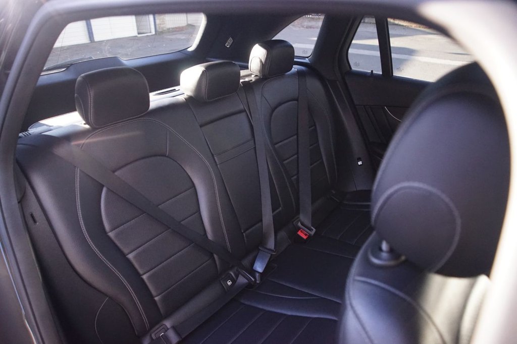 Used Mercedes-Benz GLC 2018 for sale - 76119208: Photo 32