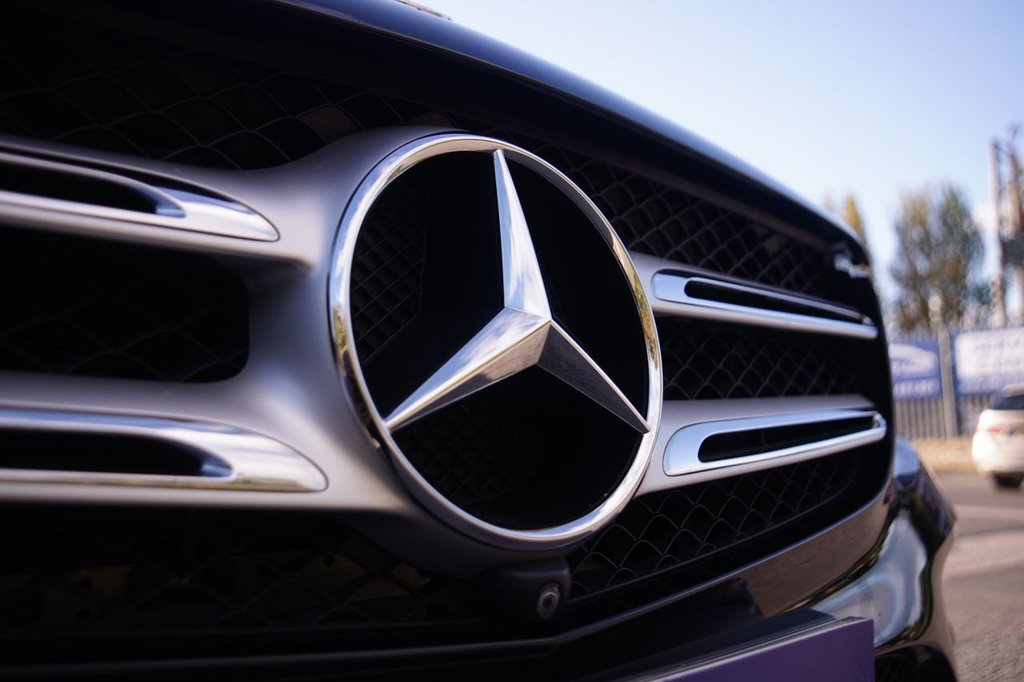 Used Mercedes-Benz GLC 2018 for sale - 76119208: Photo 34