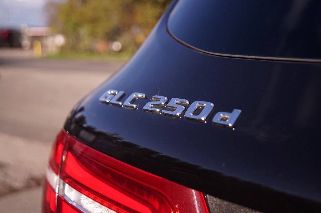 Used Mercedes-Benz GLC 2018 for sale - 76119208: Photo 47