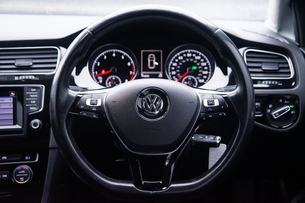 Used Volkswagen Golf 2013 for sale - 76617174: Photo 10