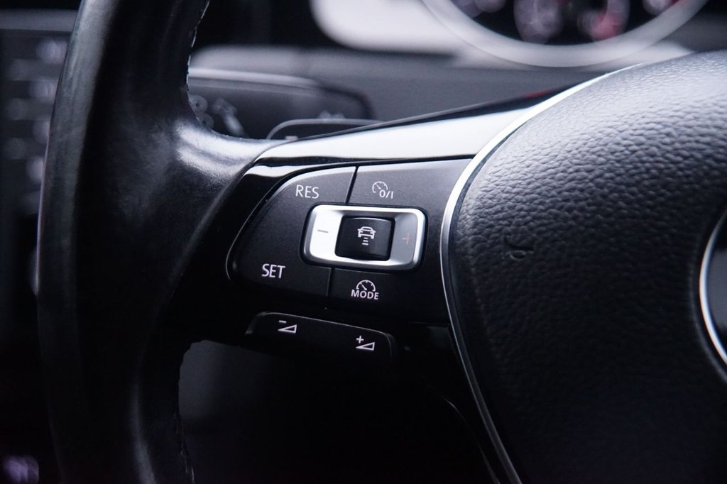 Used Volkswagen Golf 2013 for sale - 76617174: Photo 11