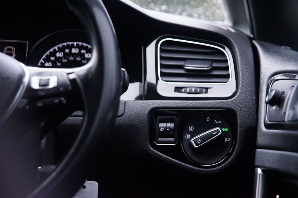 Used Volkswagen Golf 2013 for sale - 76617174: Photo 15