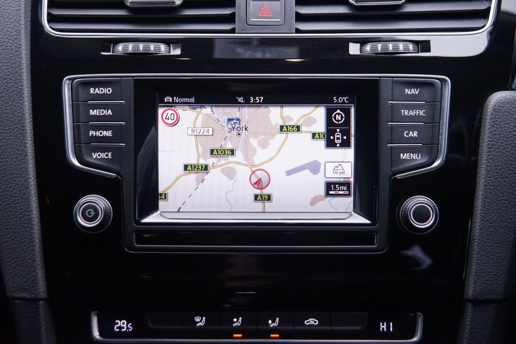 Used Volkswagen Golf 2013 for sale - 76617174: Photo 17