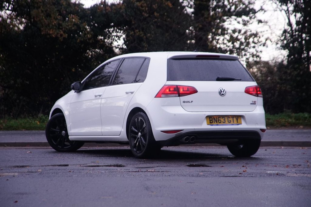 Used Volkswagen Golf 2013 for sale - 76617174: Photo 2