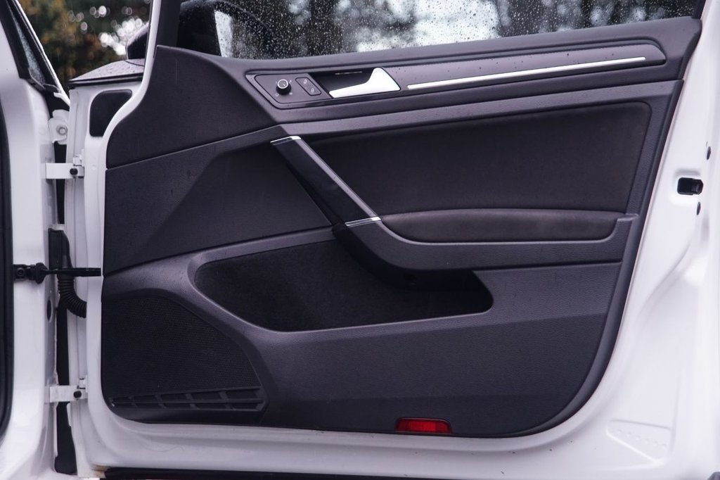 Used Volkswagen Golf 2013 for sale - 76617174: Photo 26