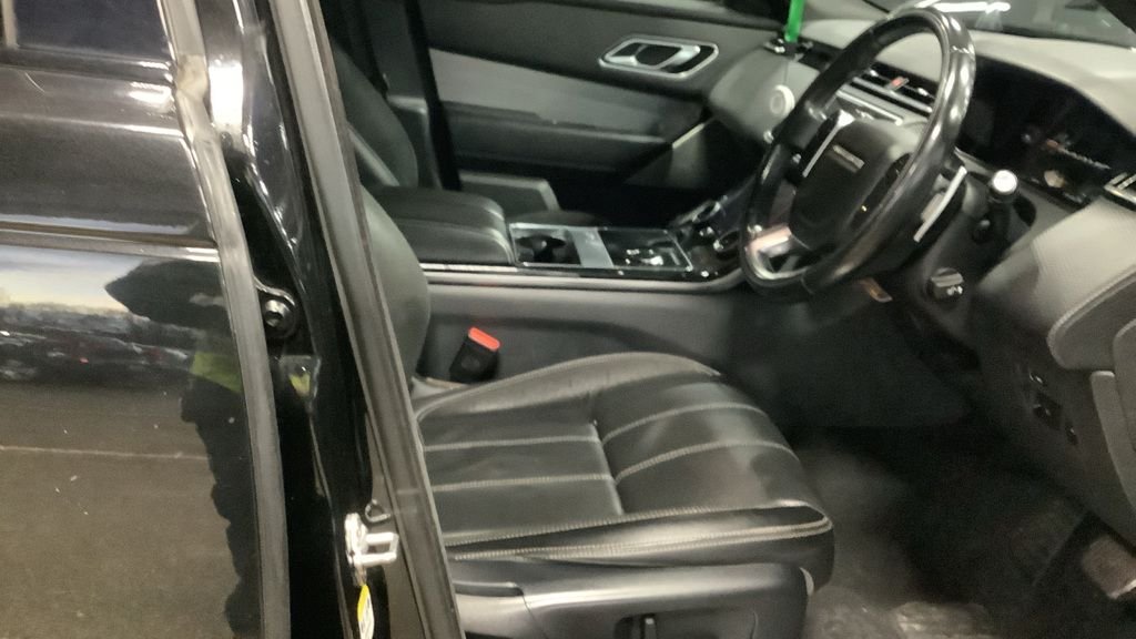 Used Land Rover Range Rover Velar 2018 for sale - 77133646: Photo 7