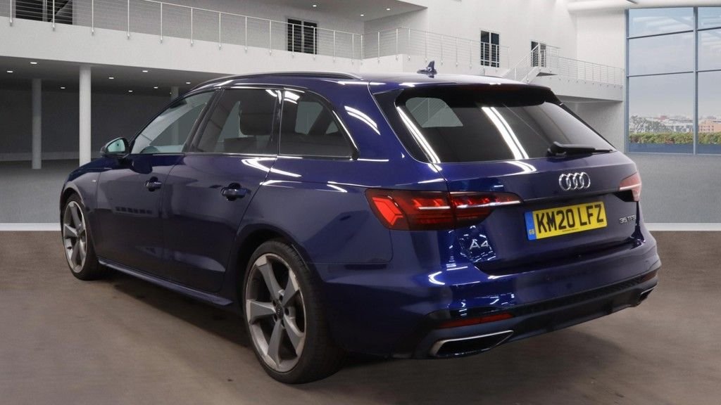 Used Audi A4 2020 for sale - 76962556: Photo 3