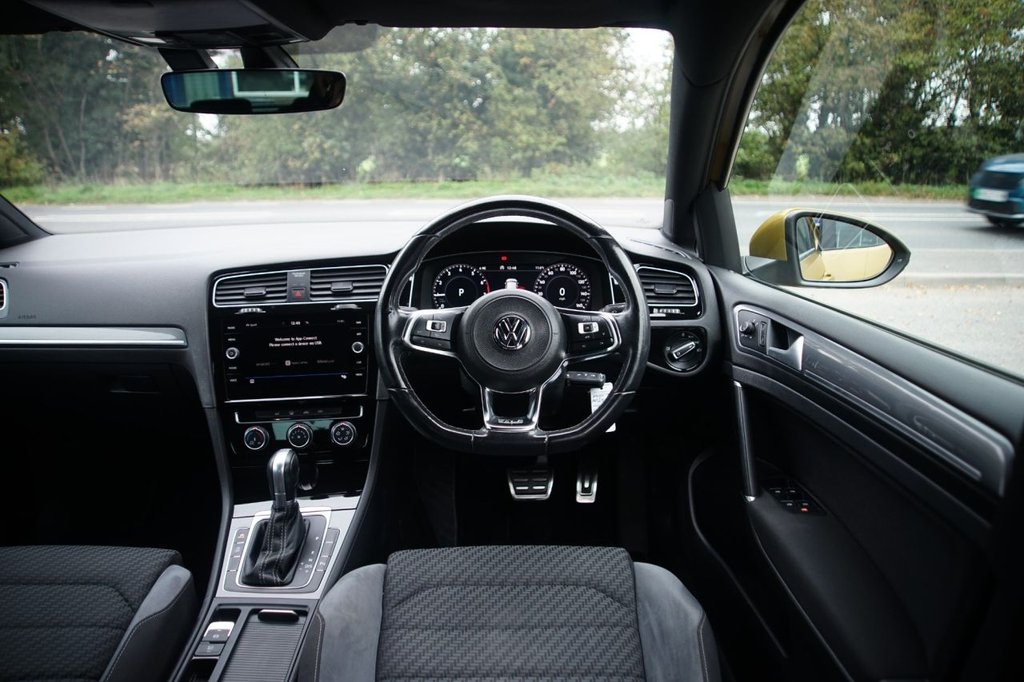 Used Volkswagen Golf 2019 for sale - 76132948: Photo 10