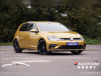 Used Volkswagen Golf 2019 for sale - 76132948: Photo