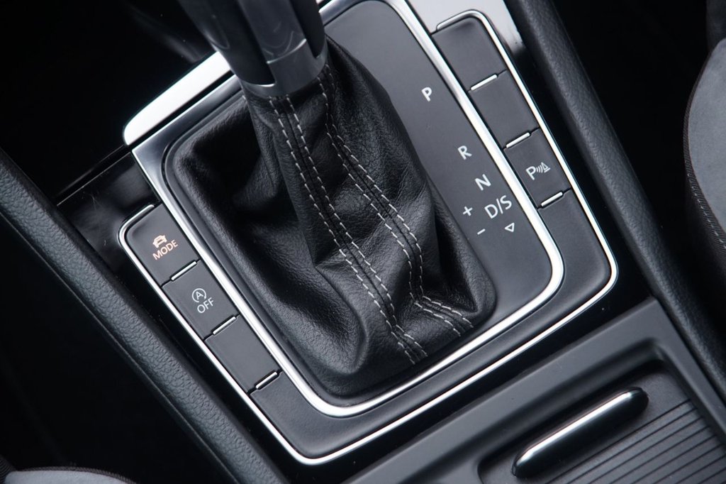 Used Volkswagen Golf 2019 for sale - 76132948: Photo 22