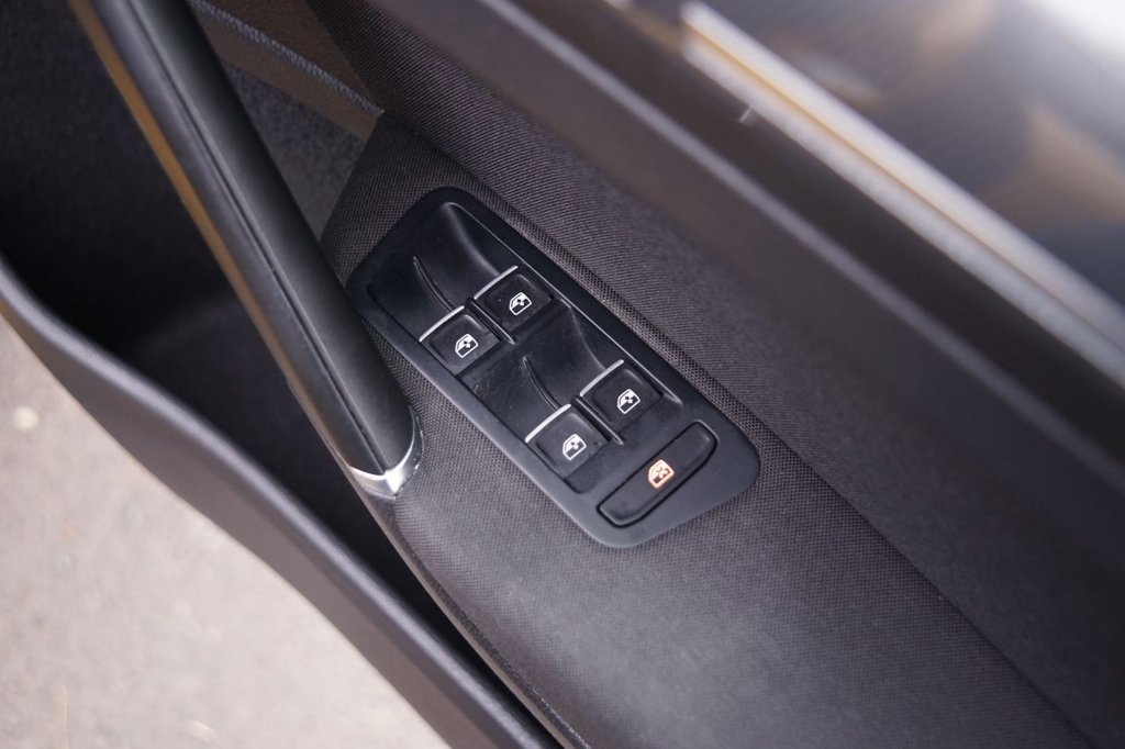 Used Volkswagen Golf 2019 for sale - 76132948: Photo 28