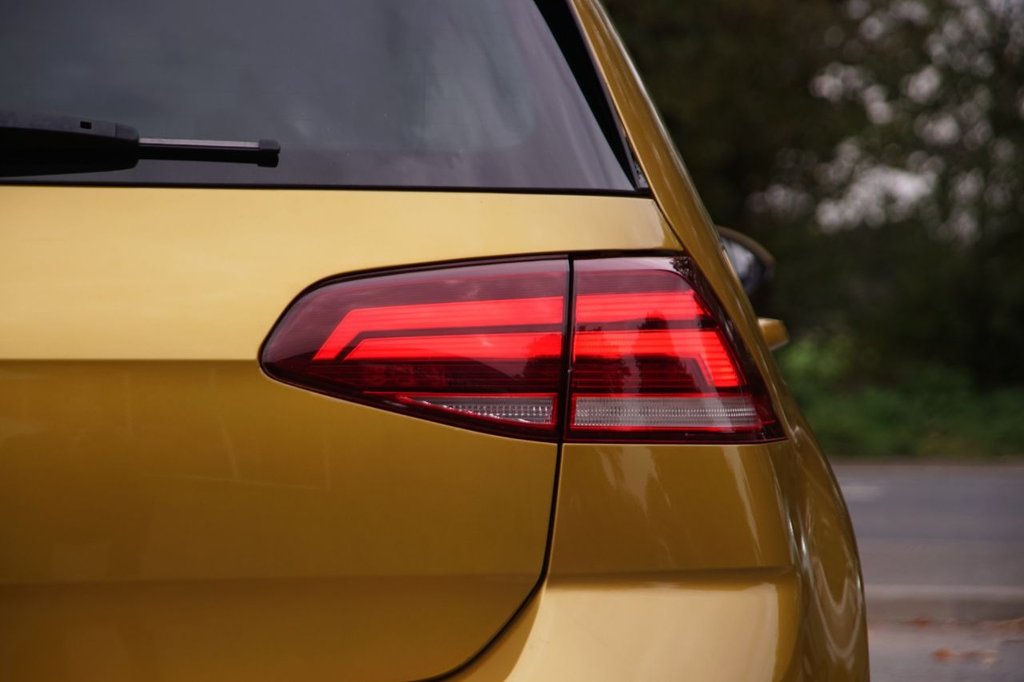 Used Volkswagen Golf 2019 for sale - 76132948: Photo 44