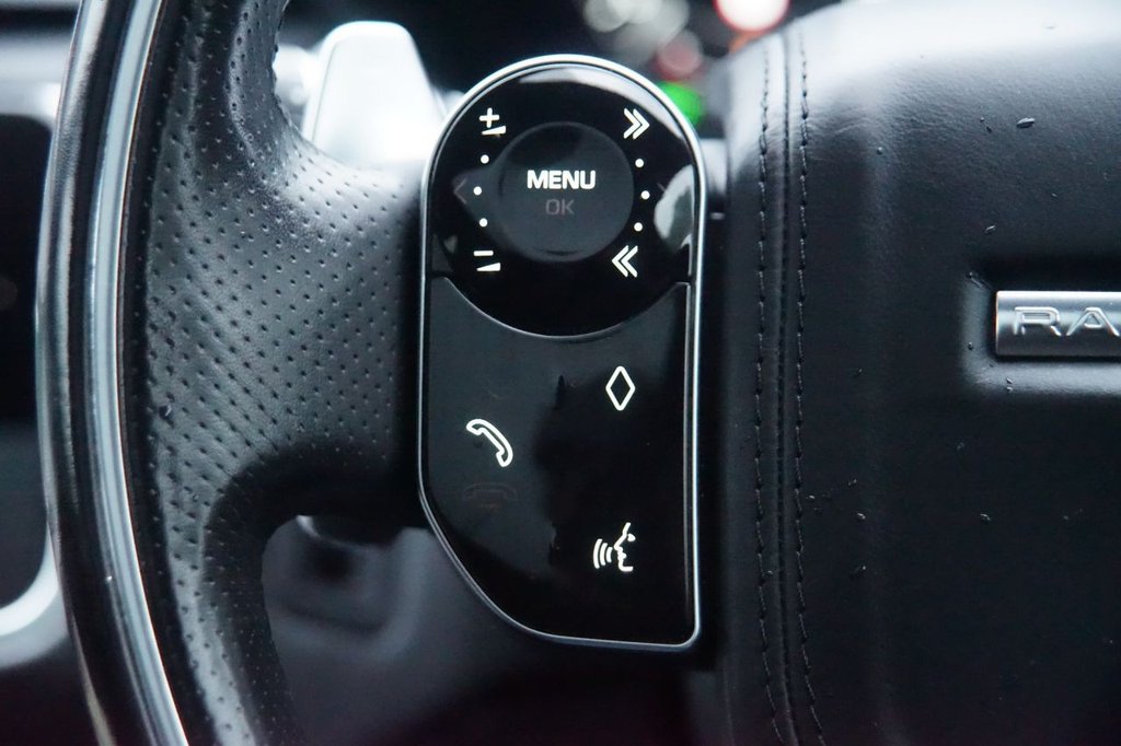 Used Land Rover Range Rover Velar 2018 for sale - 75739043: Photo 11