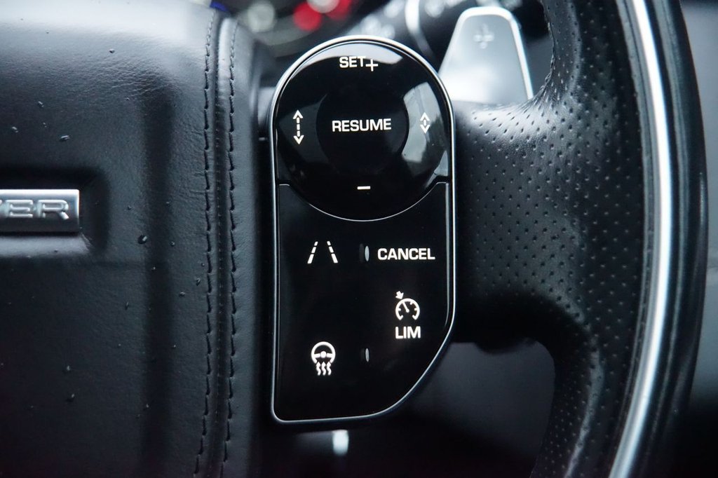 Used Land Rover Range Rover Velar 2018 for sale - 75739043: Photo 12