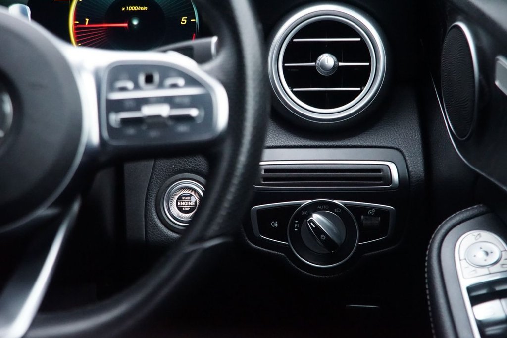 Used Mercedes-Benz C Class 2019 for sale - 76445869: Photo 15