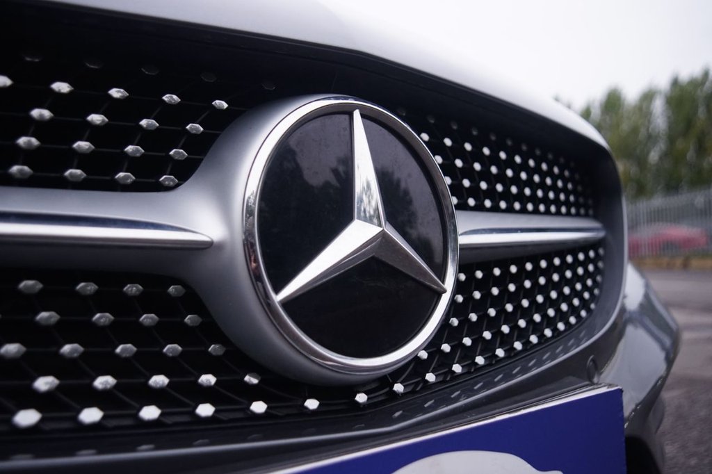 Used Mercedes-Benz C Class 2019 for sale - 76445869: Photo 32