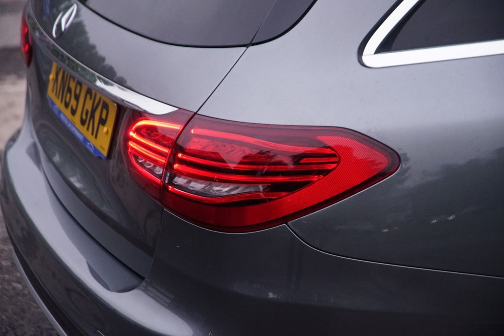 Used Mercedes-Benz C Class 2019 for sale - 76445869: Photo 41