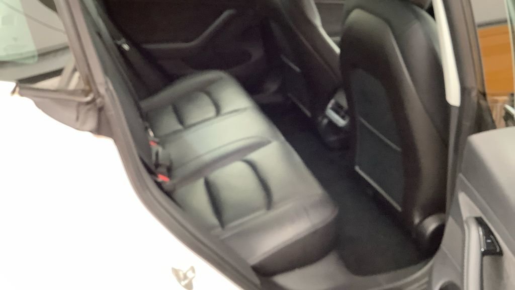 Used Tesla Model 3 2020 for sale - 78017352: Photo 8