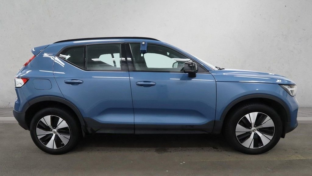 Used Volvo XC40 2023 for sale - 77139642: Photo 5
