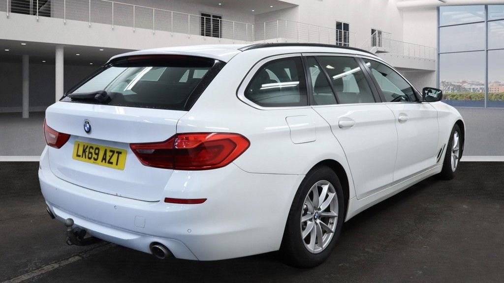 Used BMW 5 Series 2019 for sale - 77122013: Photo 2