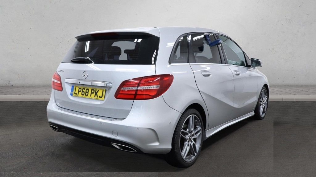 Used Mercedes-Benz B Class 2019 for sale - 76642646: Photo 2