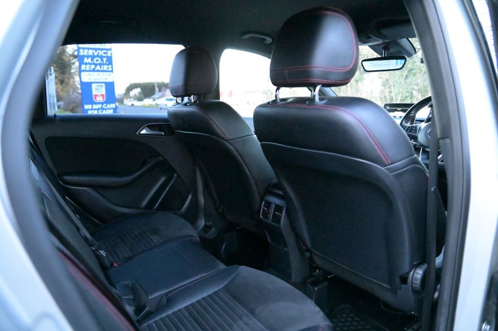 Used Mercedes-Benz B Class 2019 for sale - 76642646: Photo 32