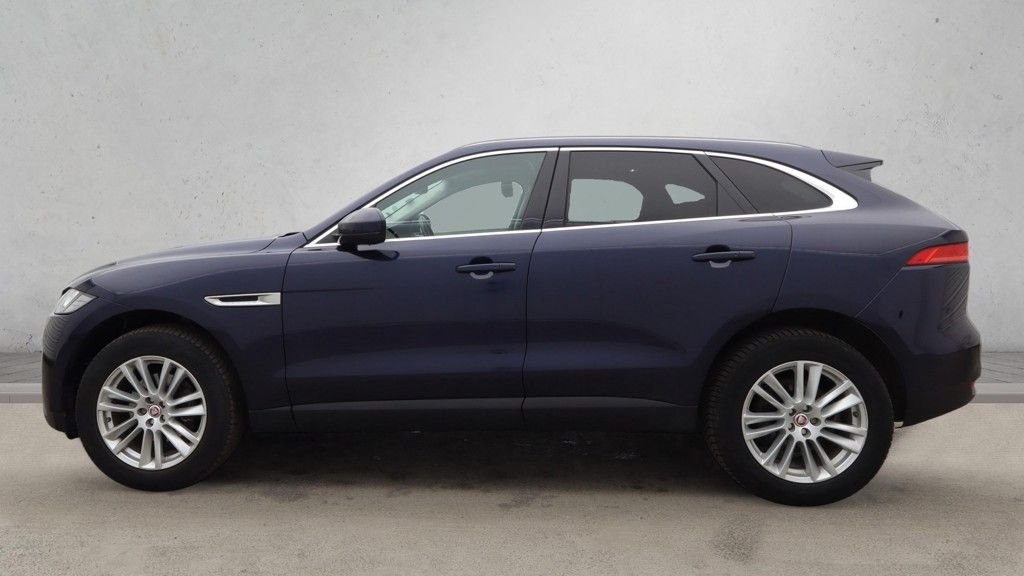 Used Jaguar F-Pace 2017 for sale - 77967426: Photo 6