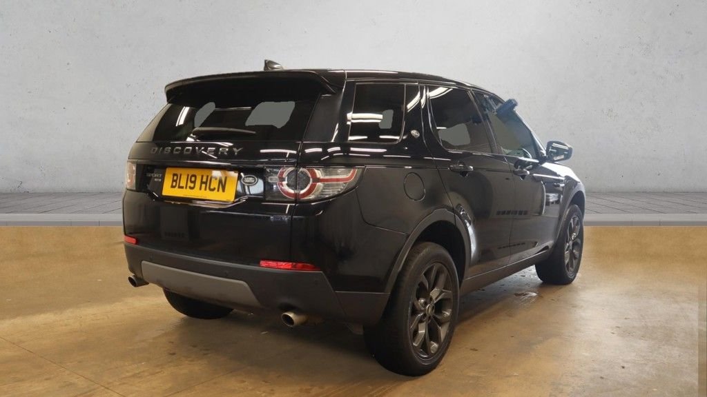 Used Land Rover Discovery Sport 2019 for sale - 76655100: Photo 2