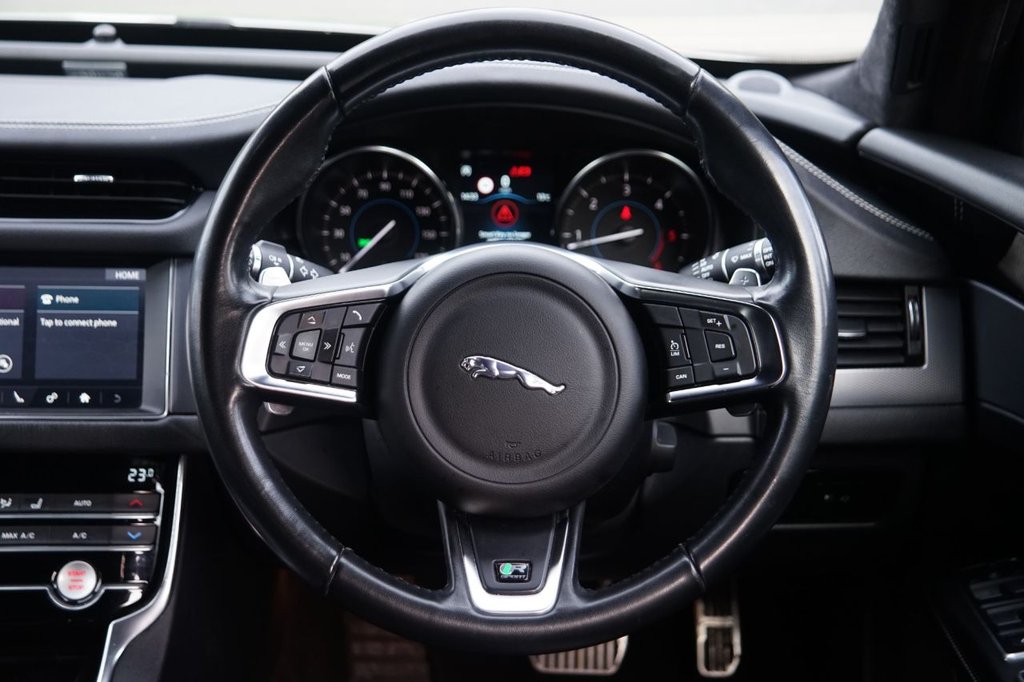 Used Jaguar XF 2019 for sale - 76950165: Photo 11