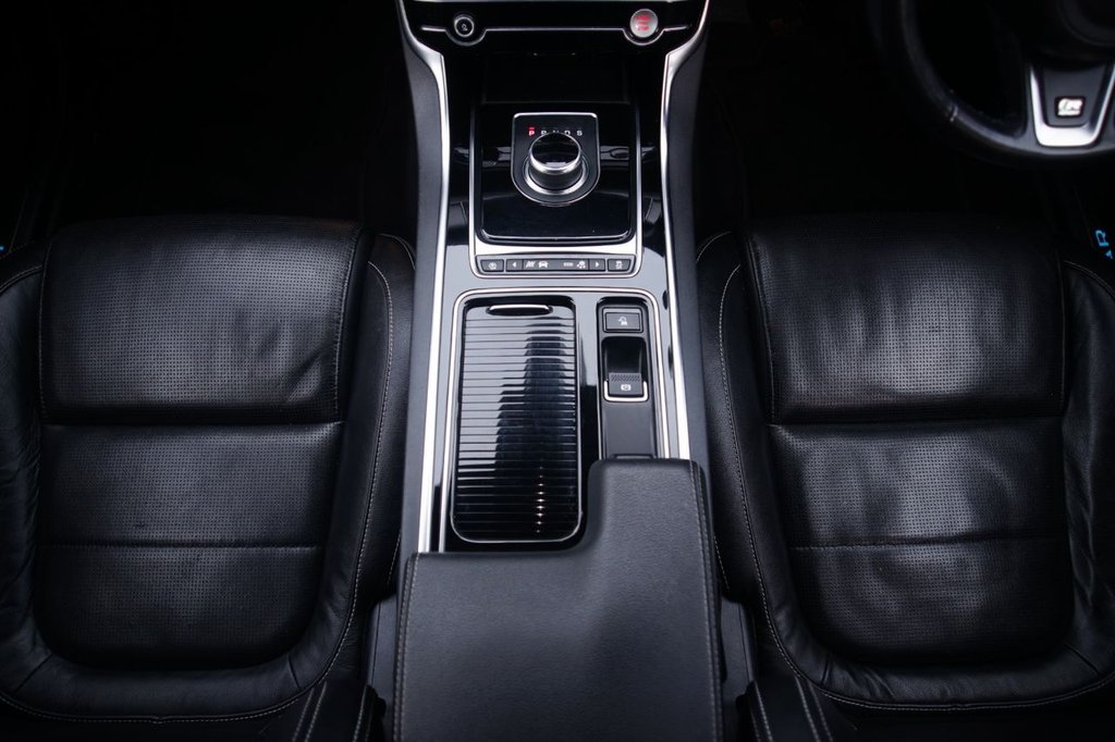 Used Jaguar XF 2019 for sale - 76950165: Photo 19