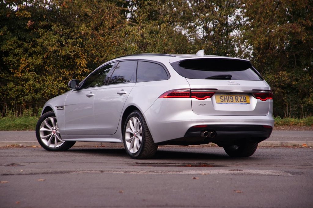 Used Jaguar XF 2019 for sale - 76950165: Photo 2