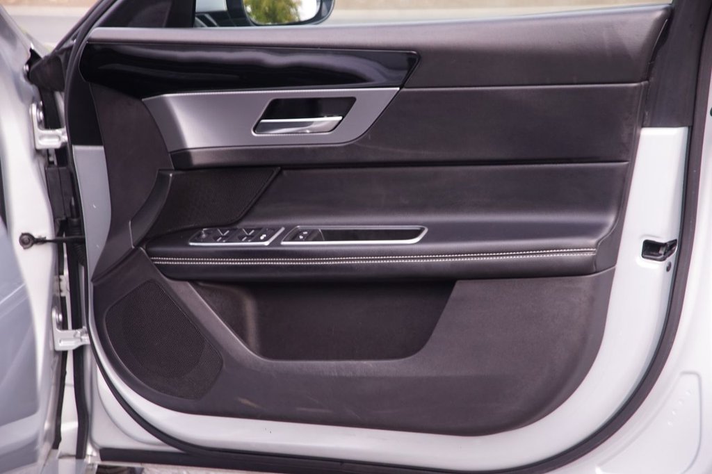 Used Jaguar XF 2019 for sale - 76950165: Photo 27