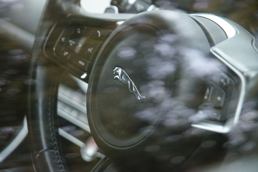 Used Jaguar XF 2019 for sale - 76950165: Photo 8