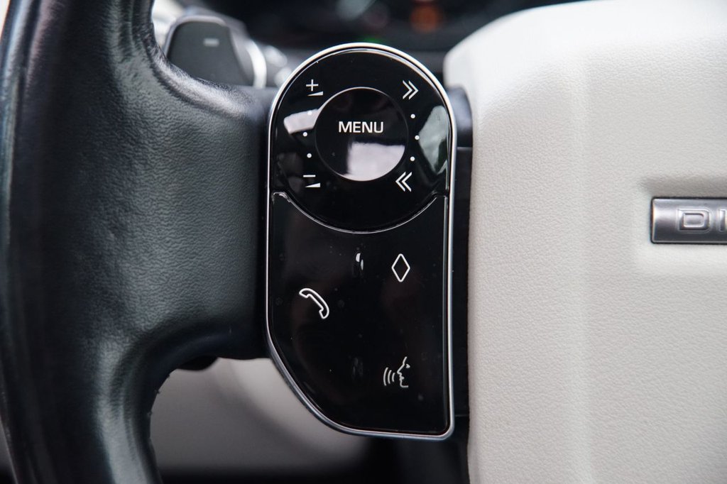 Used Land Rover Discovery 2018 for sale - 76685895: Photo 11