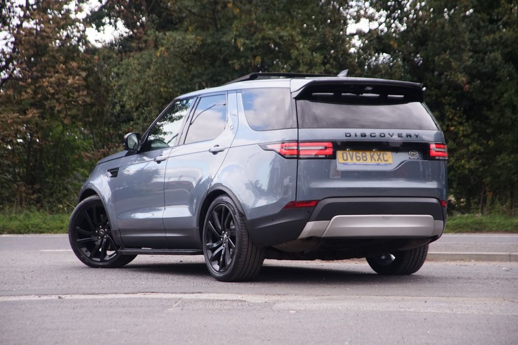 Used Land Rover Discovery 2018 for sale - 76685895: Photo 2