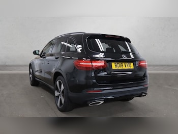 Used Mercedes-Benz GLC 2019 for sale - 79358387: Photo