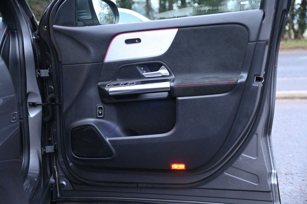 Used Mercedes-Benz EQA 2021 for sale - 76617681: Photo 30