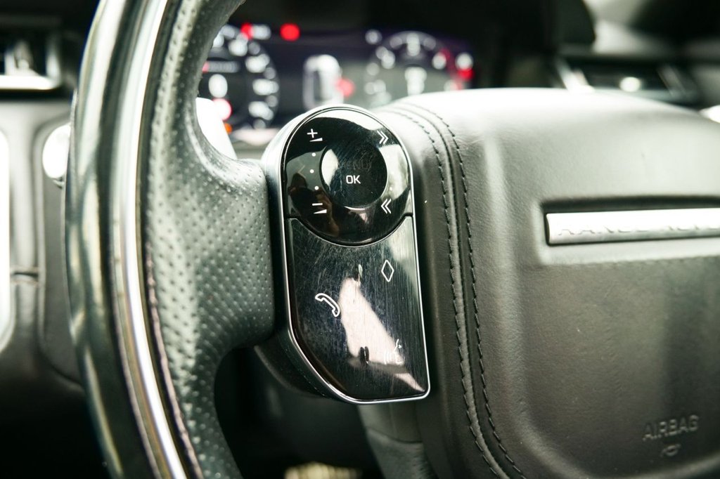 Used Land Rover Range Rover Velar 2018 for sale - 78096052: Photo 11