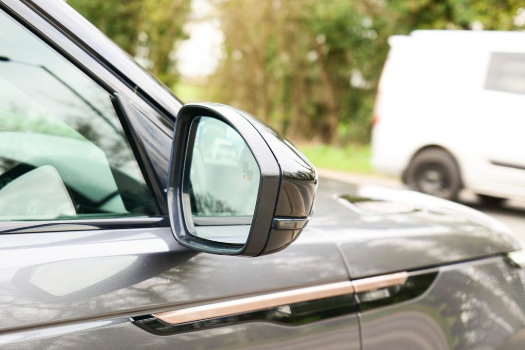 Used Land Rover Range Rover Velar 2018 for sale - 78096052: Photo 42