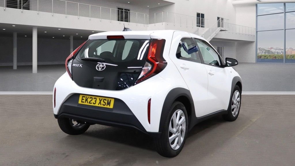 Used Toyota Aygo X 2023 for sale - 76163385: Photo 2