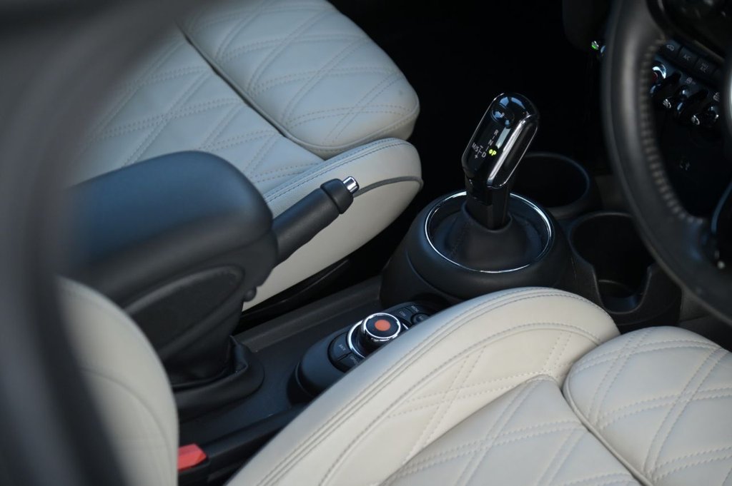 Used MINI Hatch 2019 for sale - 76632073: Photo 23